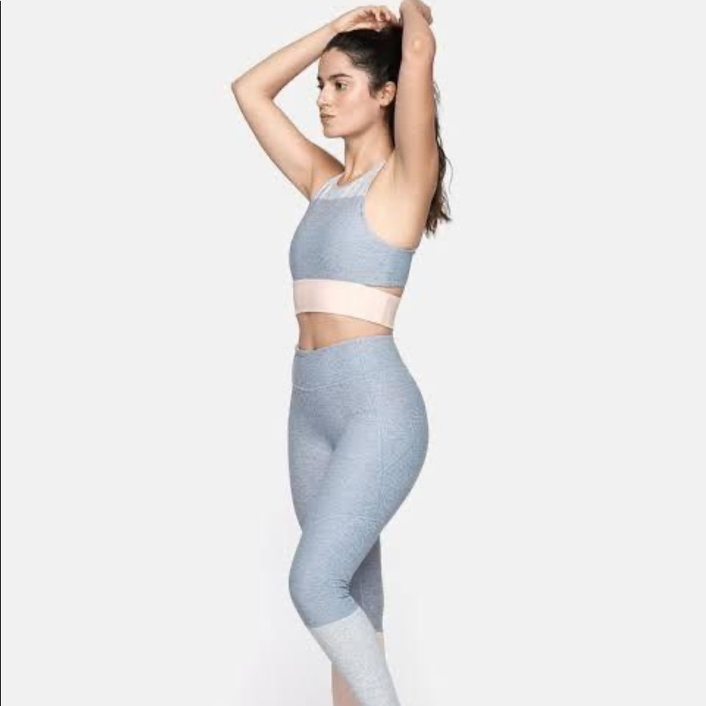 2 PIECE Set Outdoor Voices 7/8 leggings & crop top